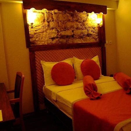 Hotel Ishakpasa Konagi Istanbul Room photo